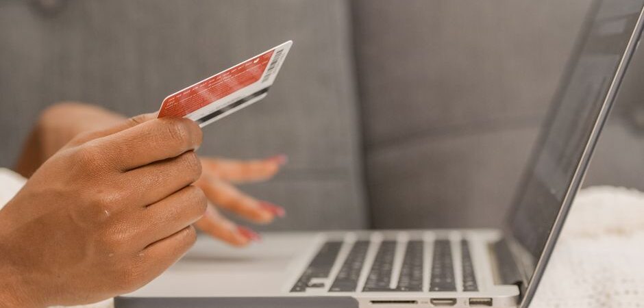 WhatsApp E-Commerce: From Browse to Buy in One Conversation